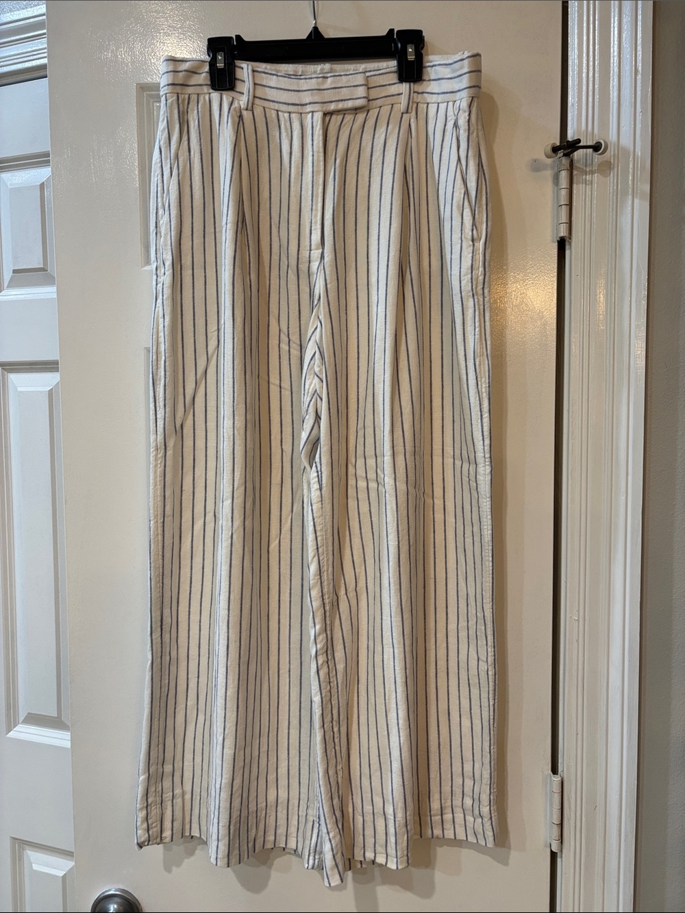 Abercrombie & Fitch White Pants with Blue Pinstripes